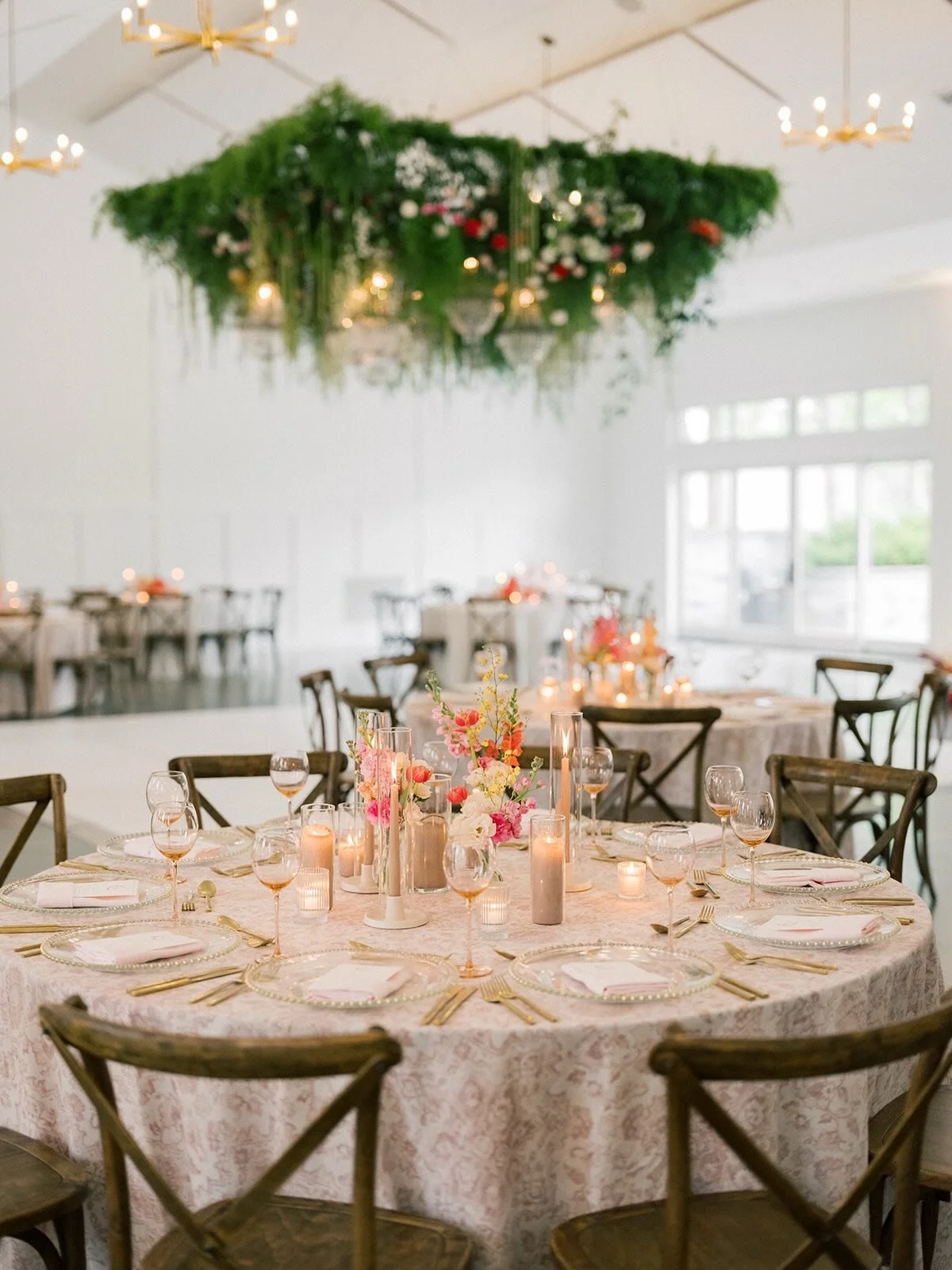 Our 2026 wedding season officially kicked off this past weekend with Mary &amp; John at The Hutton House! ✨

Venue @thehuttonhouse 
Hair &amp; Makeup @ladyvampartistry
Photography @trishburtzel
Videography @olsen.media
Catering @damicohospitality
DJ 