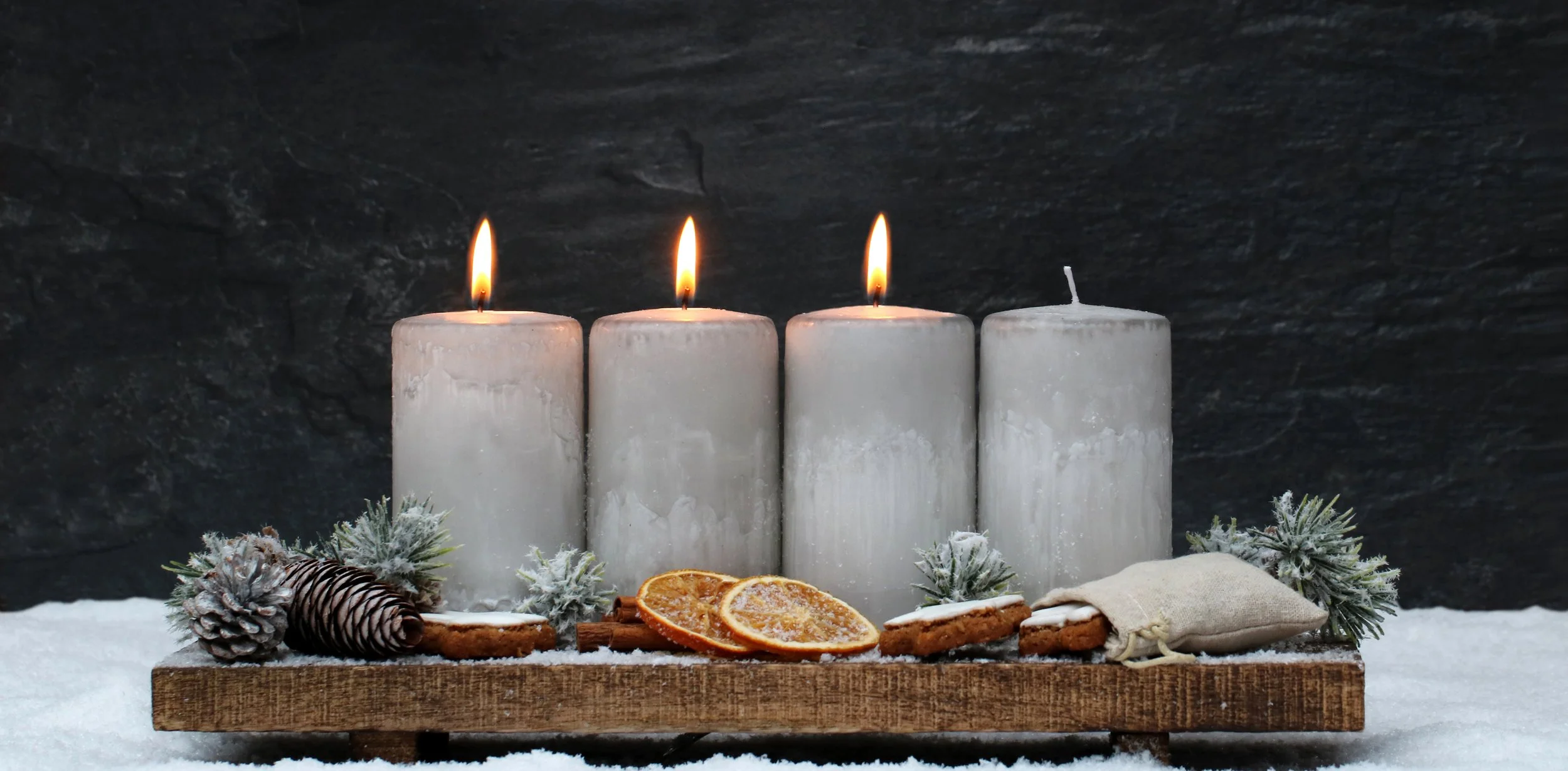 ADVENT III AdobeStock_379841874.jpeg