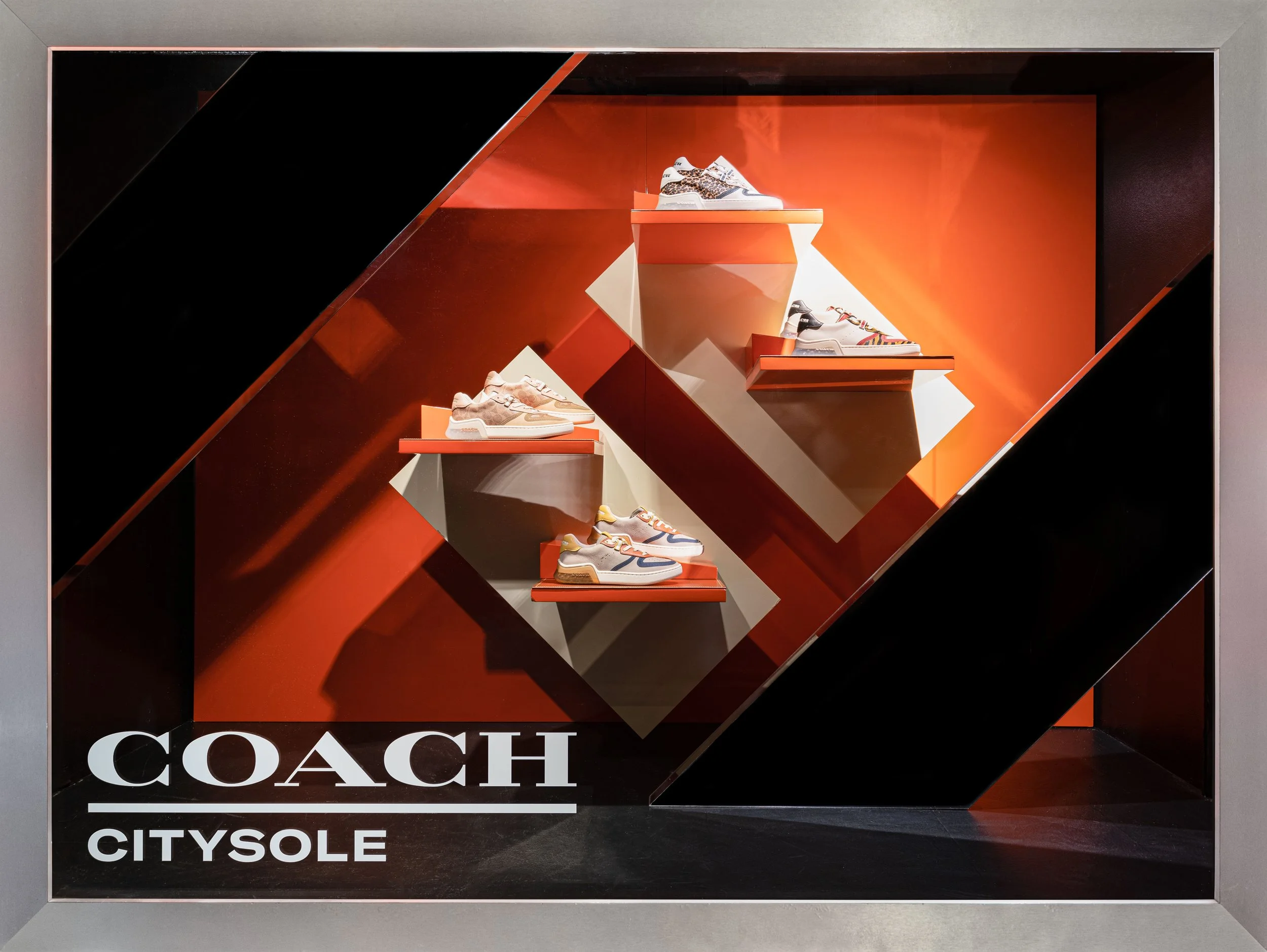 BLOOMINGDALES_Coach_DFS3812.1.jpg