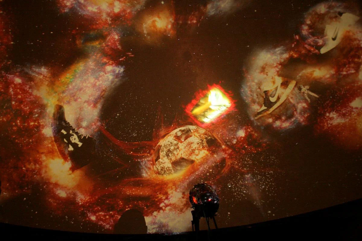 nike_planetarium_9.jpg