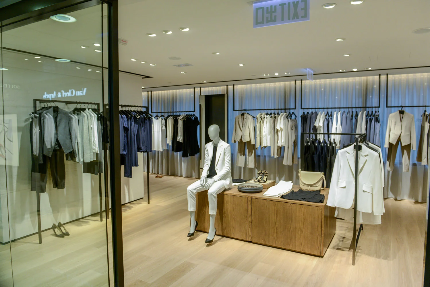 lee jeans factory outlet near me