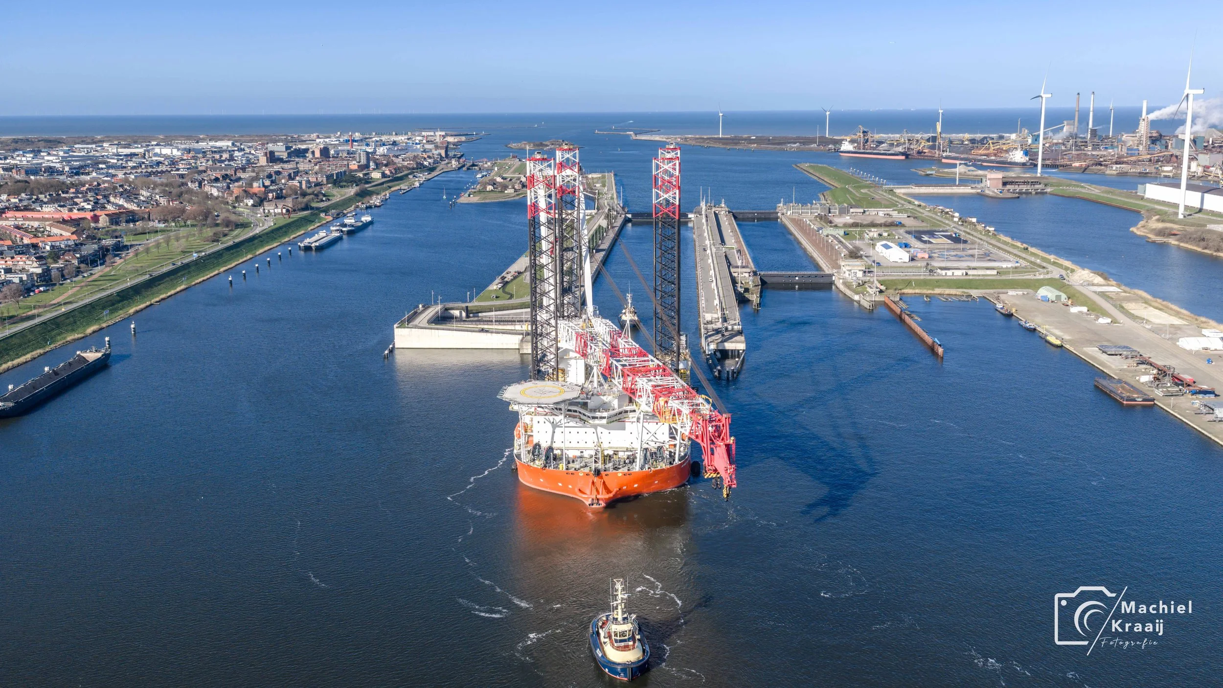 Wind Mover door de Zeesluis op 15 maart 2026