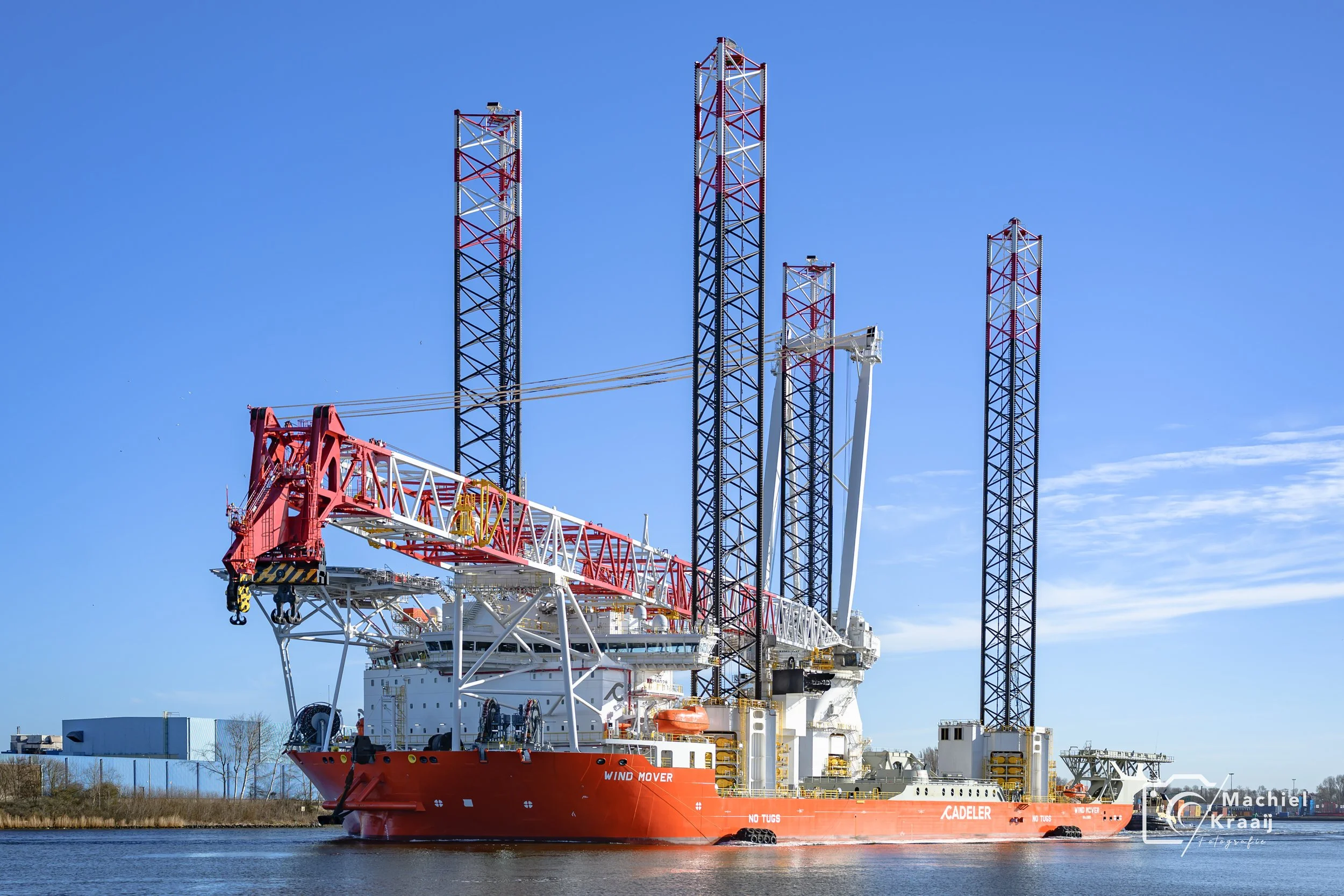 Wind Mover door de Zeesluis op 15 maart 2026