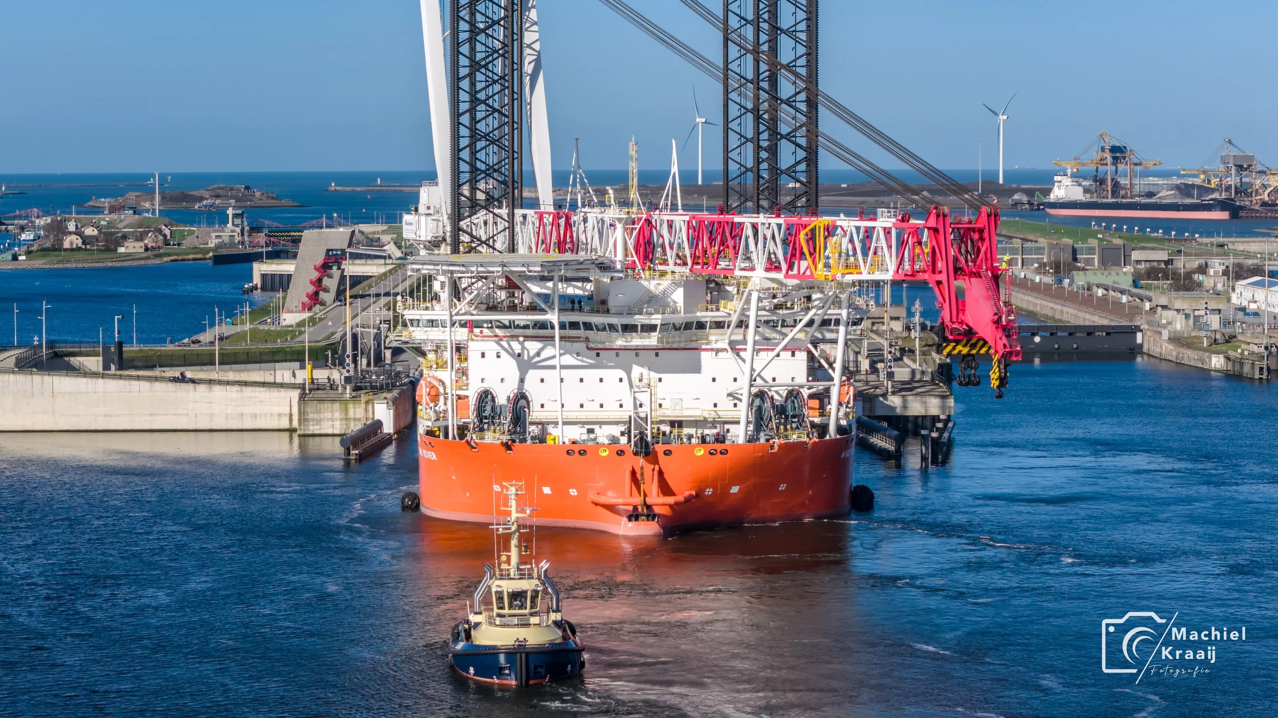 Wind Mover door de Zeesluis op 15 maart 2026