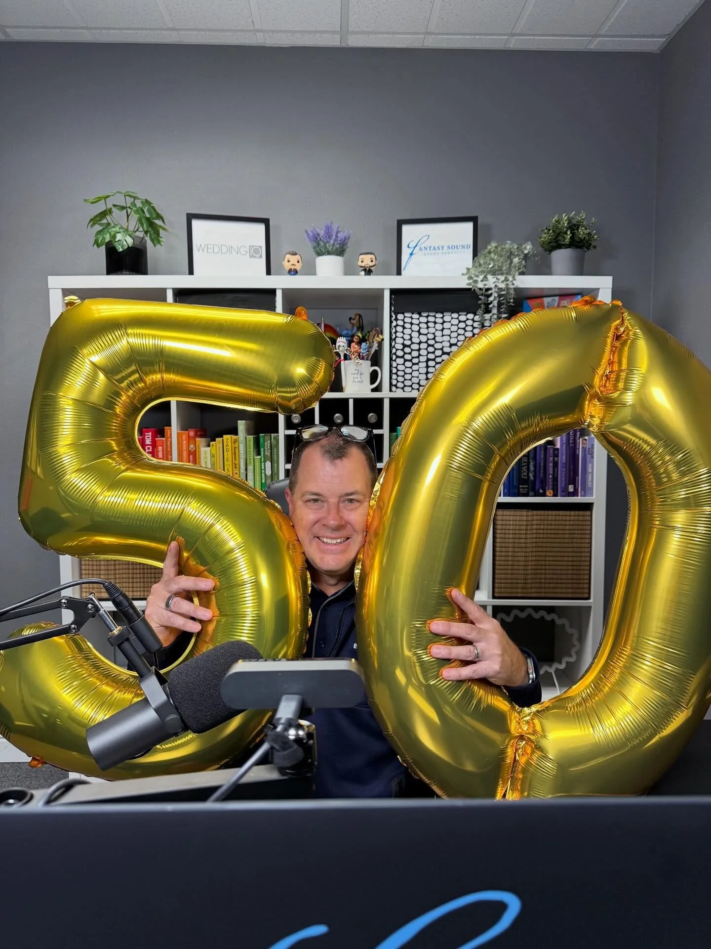 50 EPISODES! 🥳

In case you missed it, this week&rsquo;s episode with @ofdconsulting marked our 50th episode of Mind Your Wedding Business! 

A huge thank you to every listener, guest, and supporter who has helped us get here! Here&rsquo;s to 50 mor