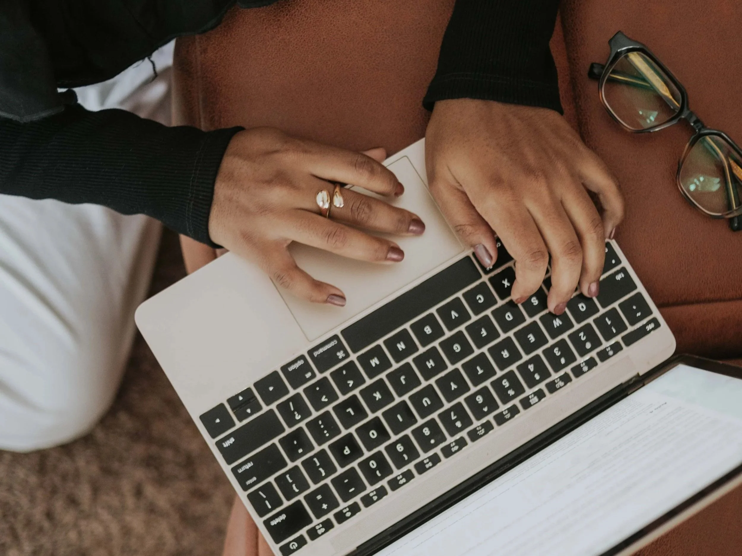 Blog vs. Email Marketing: Which Is Right for Your Business?