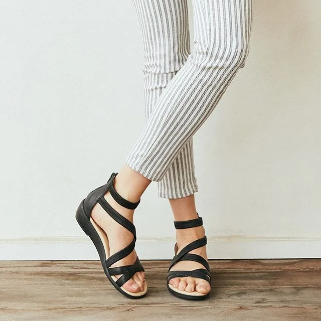 Dress it up or down and wear them all weekend long. #hushpuppiesshoes #thebodyshoe