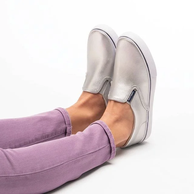 Silver isn’t a regular neutral, it’s a cool neutral. #meangirls #hushpuppiesshoes
