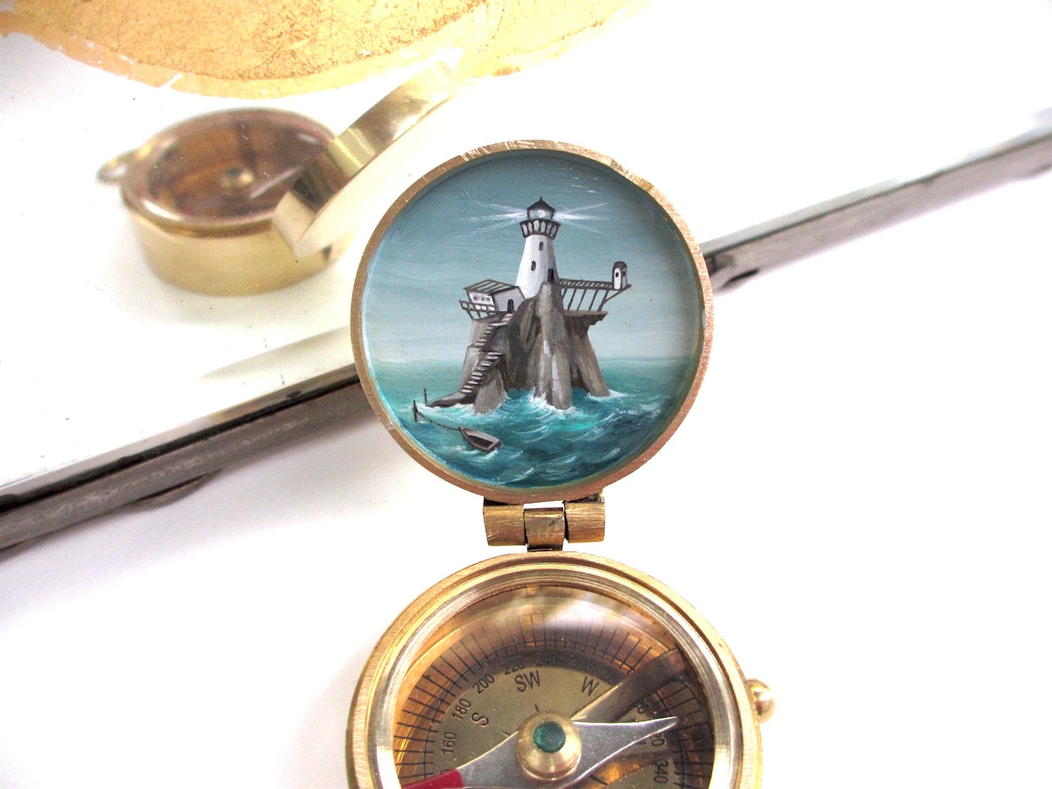Lighthouse Island Compass5.jpg