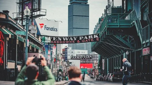 Access innovation, learning and intellectualism for incentives or explore the US colonial history and finish while savouring Boston’s Clam Chowder. More on Boston DMC.