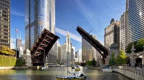 raising of the bridges on the Chicago River.jpg