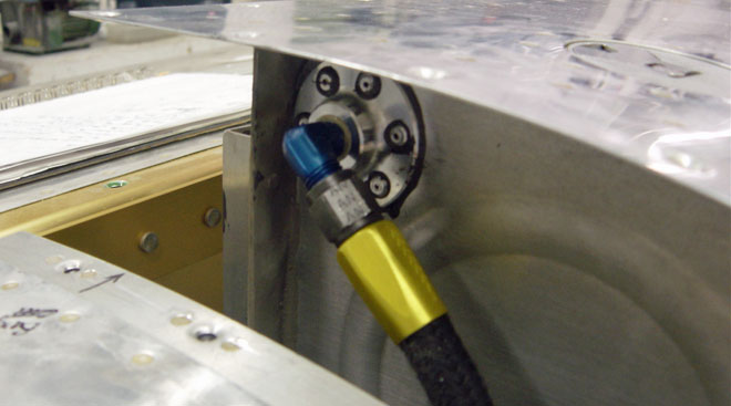 (Above) RV-9 Bung Installation (Right Wing - Outboard end of MAIN fuel Tank)