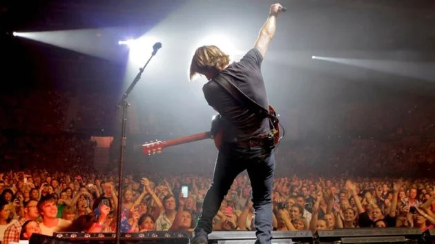 We're Talkin' Country