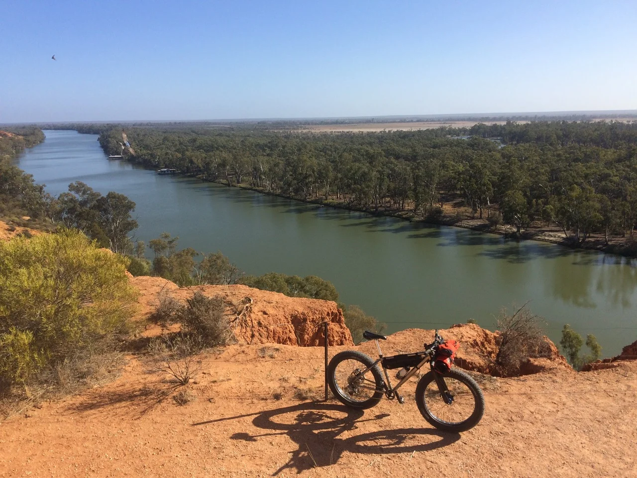 PackRaftAustralia_Alpacka_Raft_Caribou_Bikemounted_packraft_Murray_River.jpg