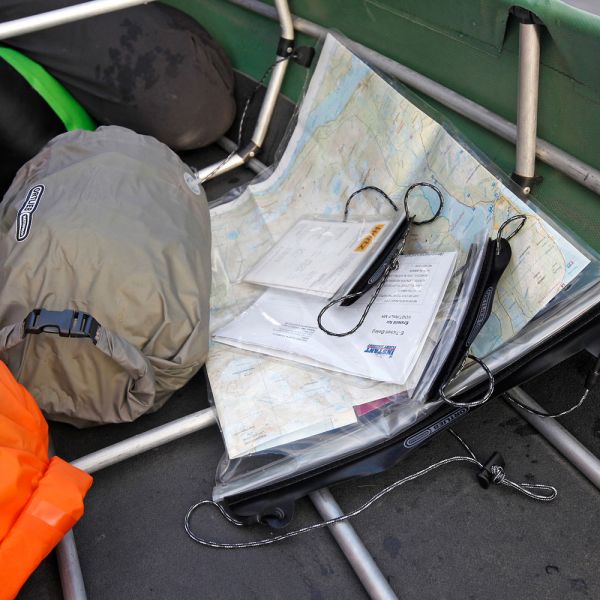 Pack_Raft_Australia_Ortlieb_A4_Map_Case_In_USe_Alpacka_Raft.jpg