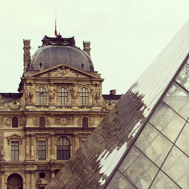 louvre.jpg