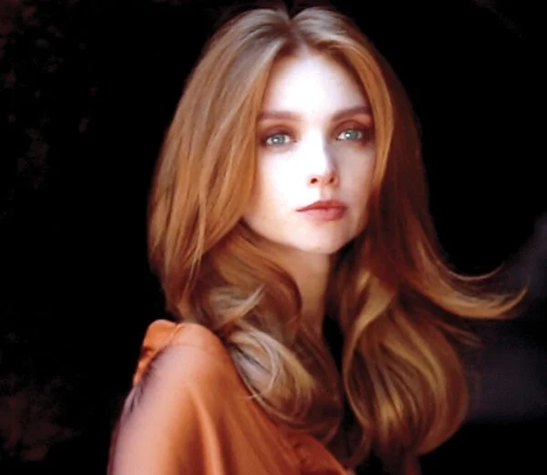 3) Let’s talk color! With fall around the corner, it’s a great time to transition those summer highlights to balayage and give it some depth. Already in on the balayage action? Try low-lighting to incorporate deeper, richer tones like a rich caramel, or toasted almond tones. Talk with your colorist about which colors will work best with your skin tone.