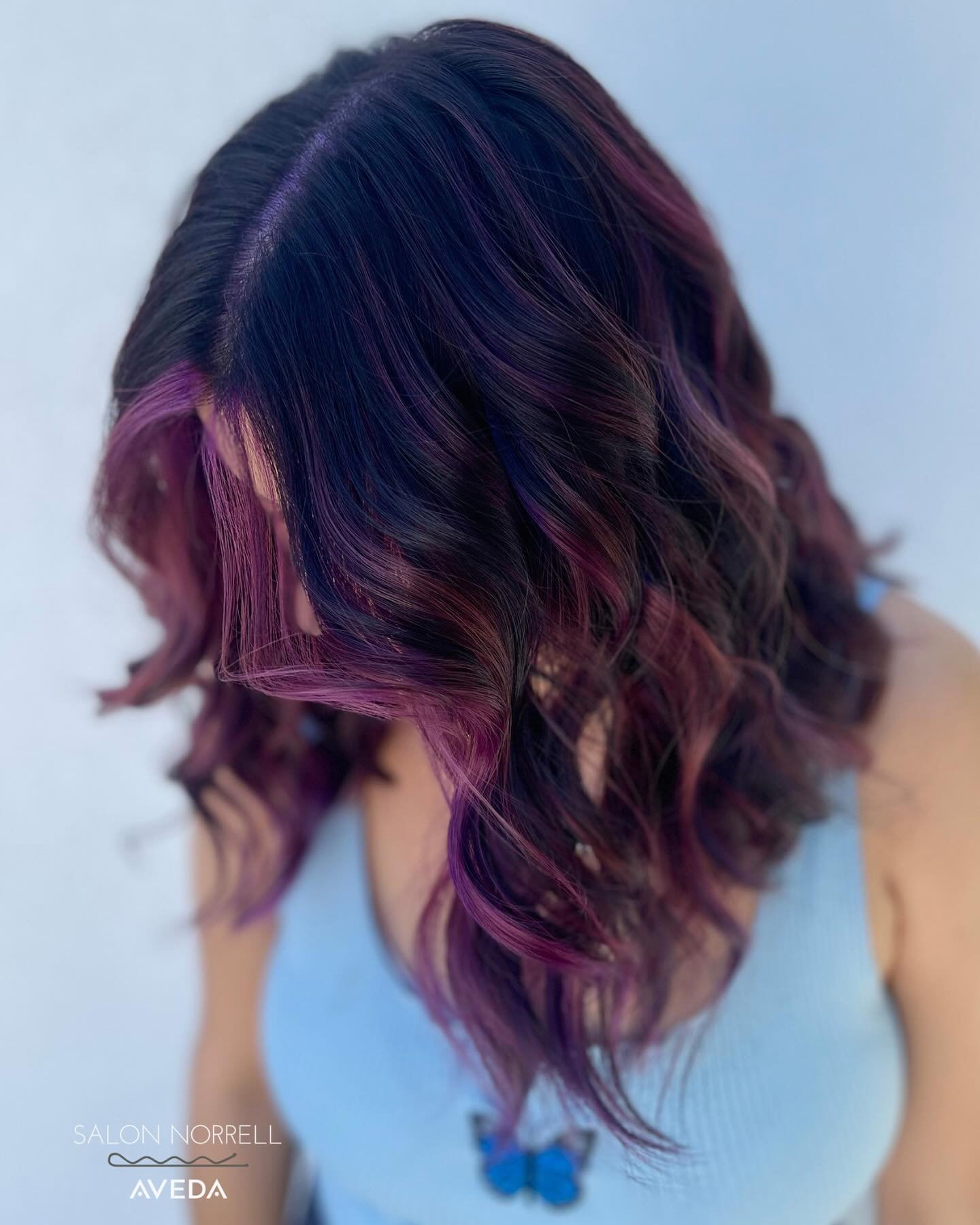 Hair | olivia 
Make your reservation today! 
🗓Reservations are best
 📲Text 813-590-6765 
☎️Call 813-265-2000
 🔗 Link in bio to book online 
💻TampaAveda.com 
📍Tampa, Florida 
🏷 tag us #salonnorrell