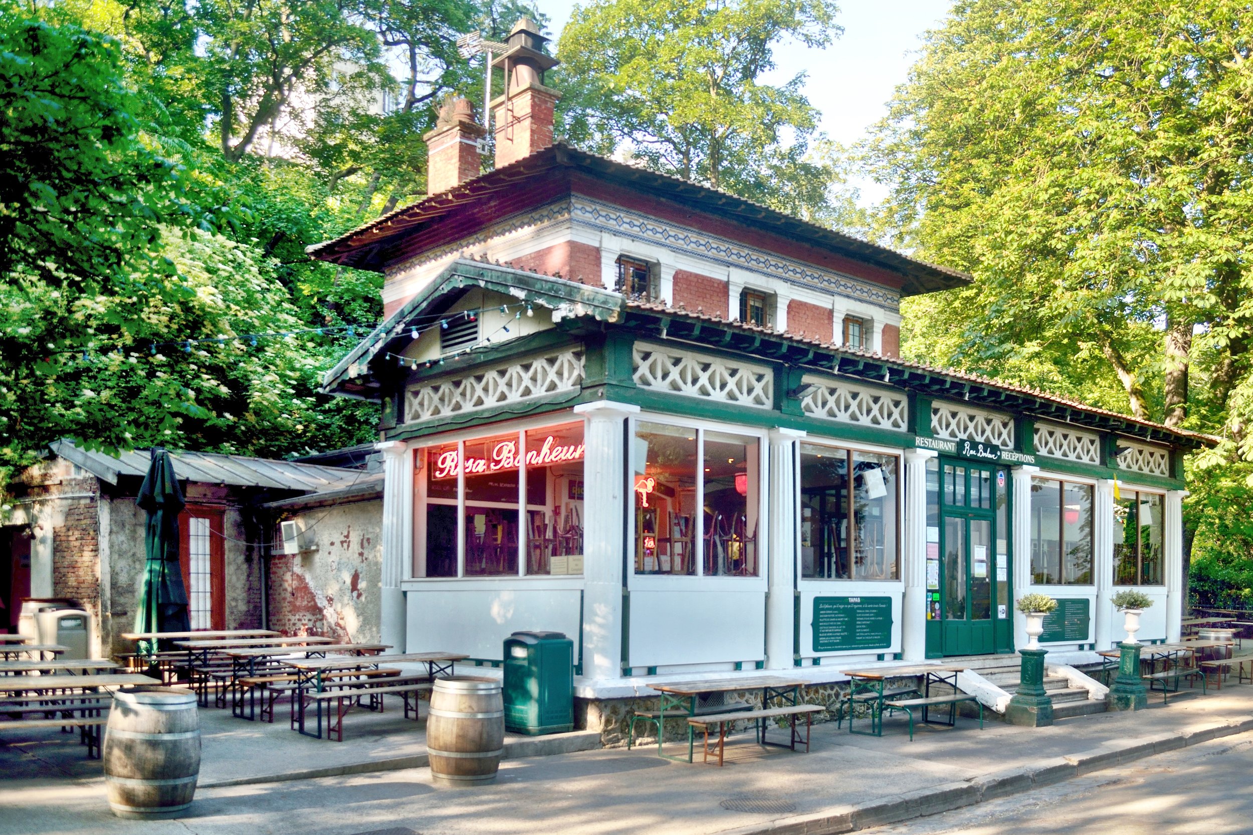 Rosa Bonheur A Friendly Watering Hole In Parc Des Buttes Chaumont