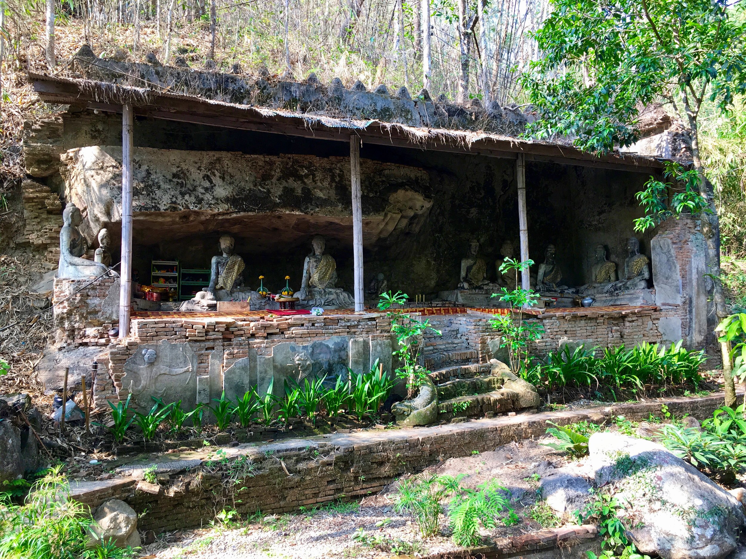 The Secret Jungle Temple of Wat Palad