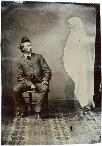 More than four in 10 Americans believe in ghosts. Do you ?