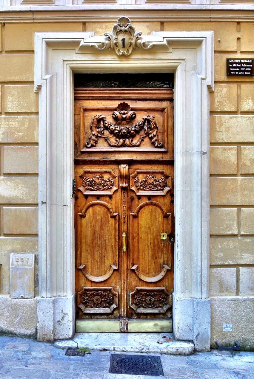 doorsofprovence2.jpg