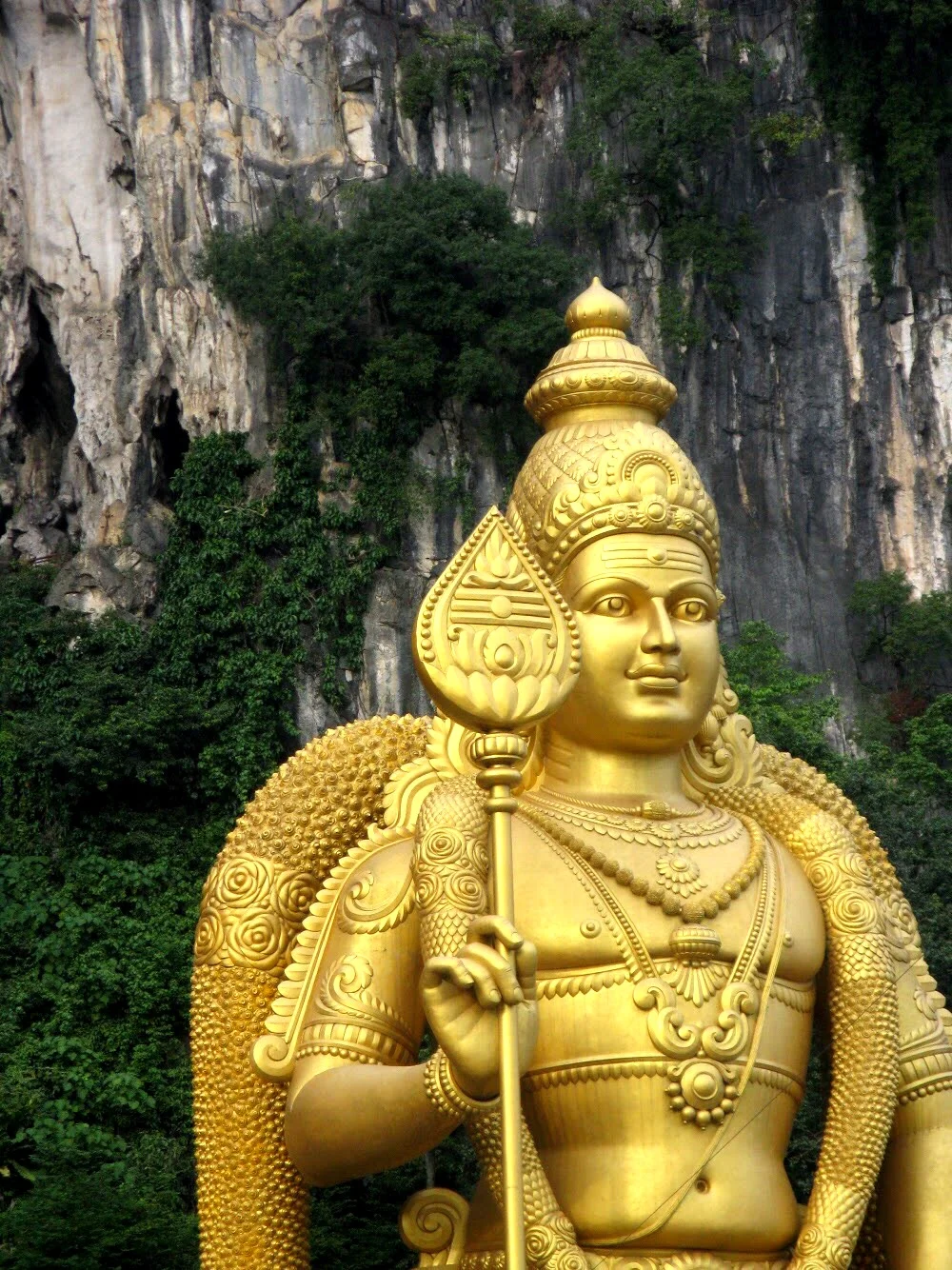Batu Caves: A Hindu Pilgrimage Site Infested With Monkeys