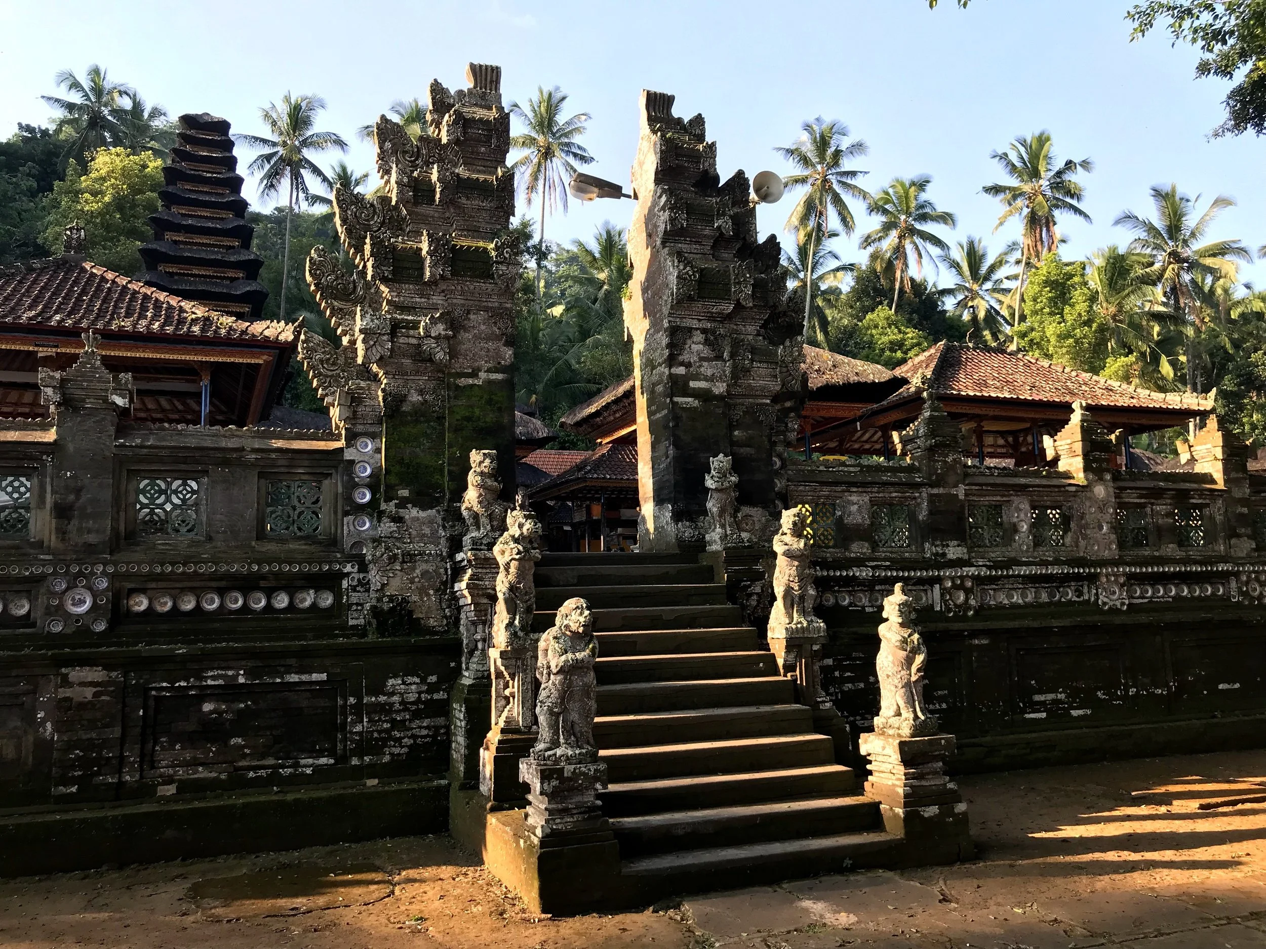 Smaller candi bentar gates divide courtyards on the temple complex