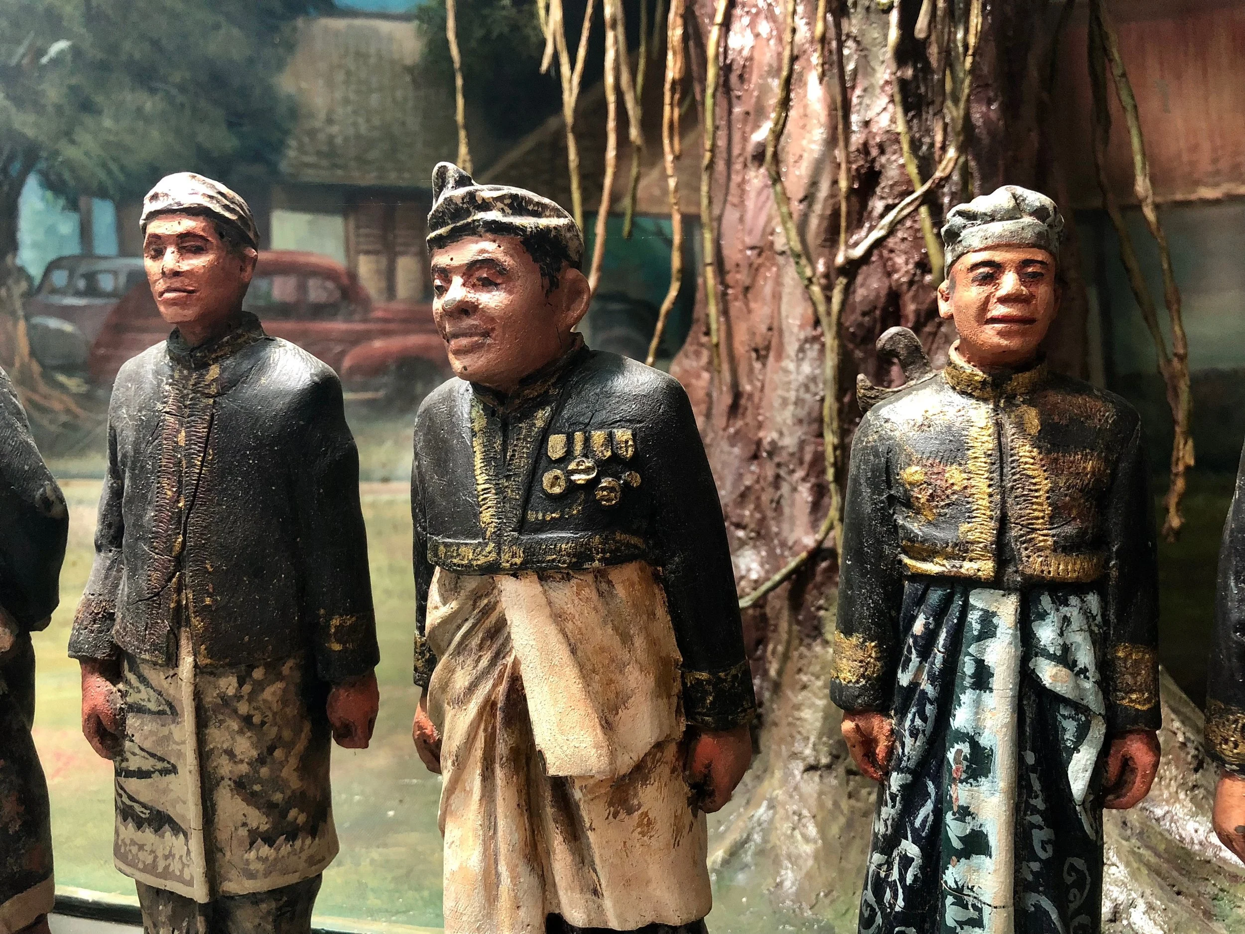 klungkungdiarama.JPG