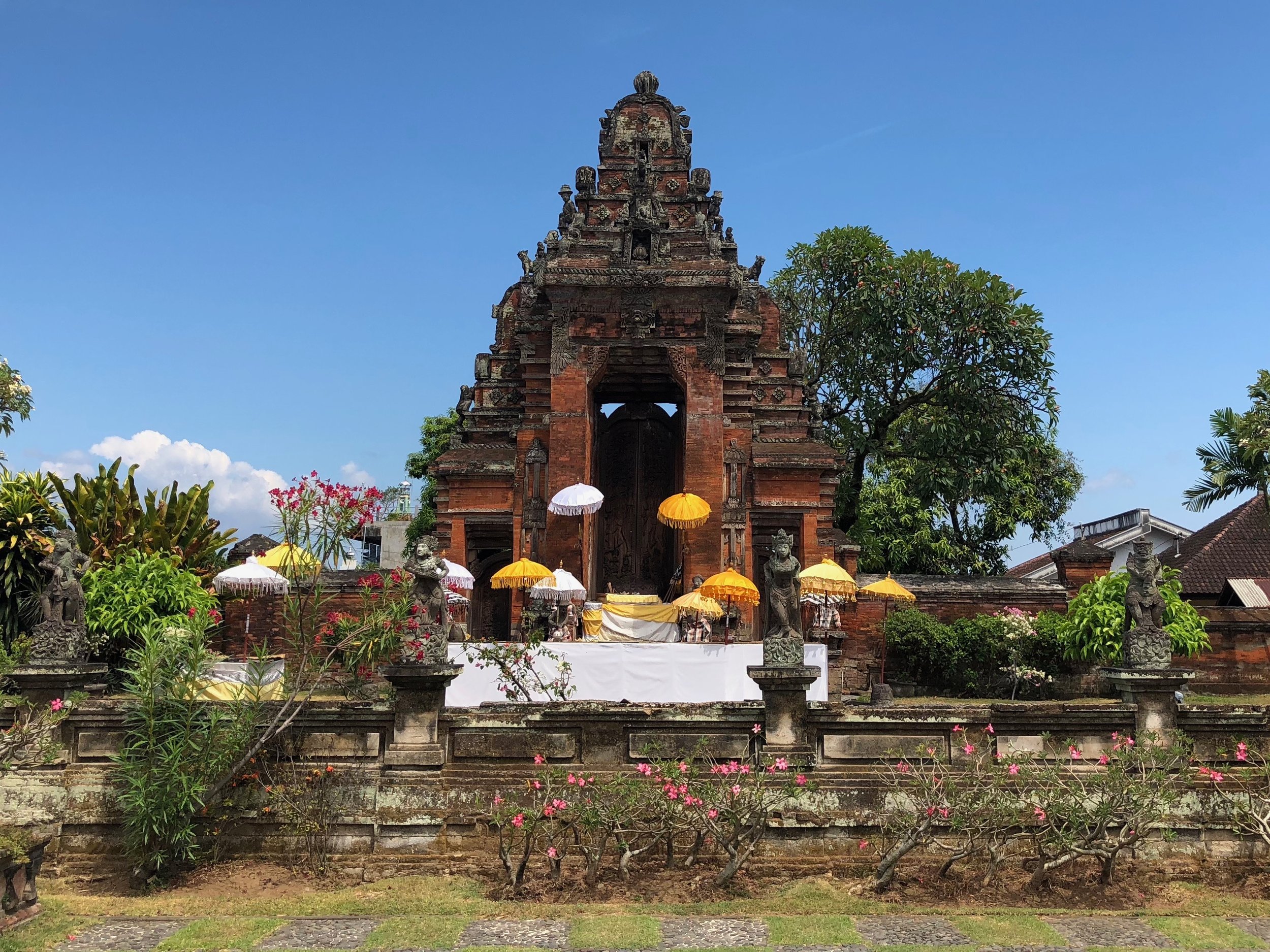 klungkungtemple.JPG