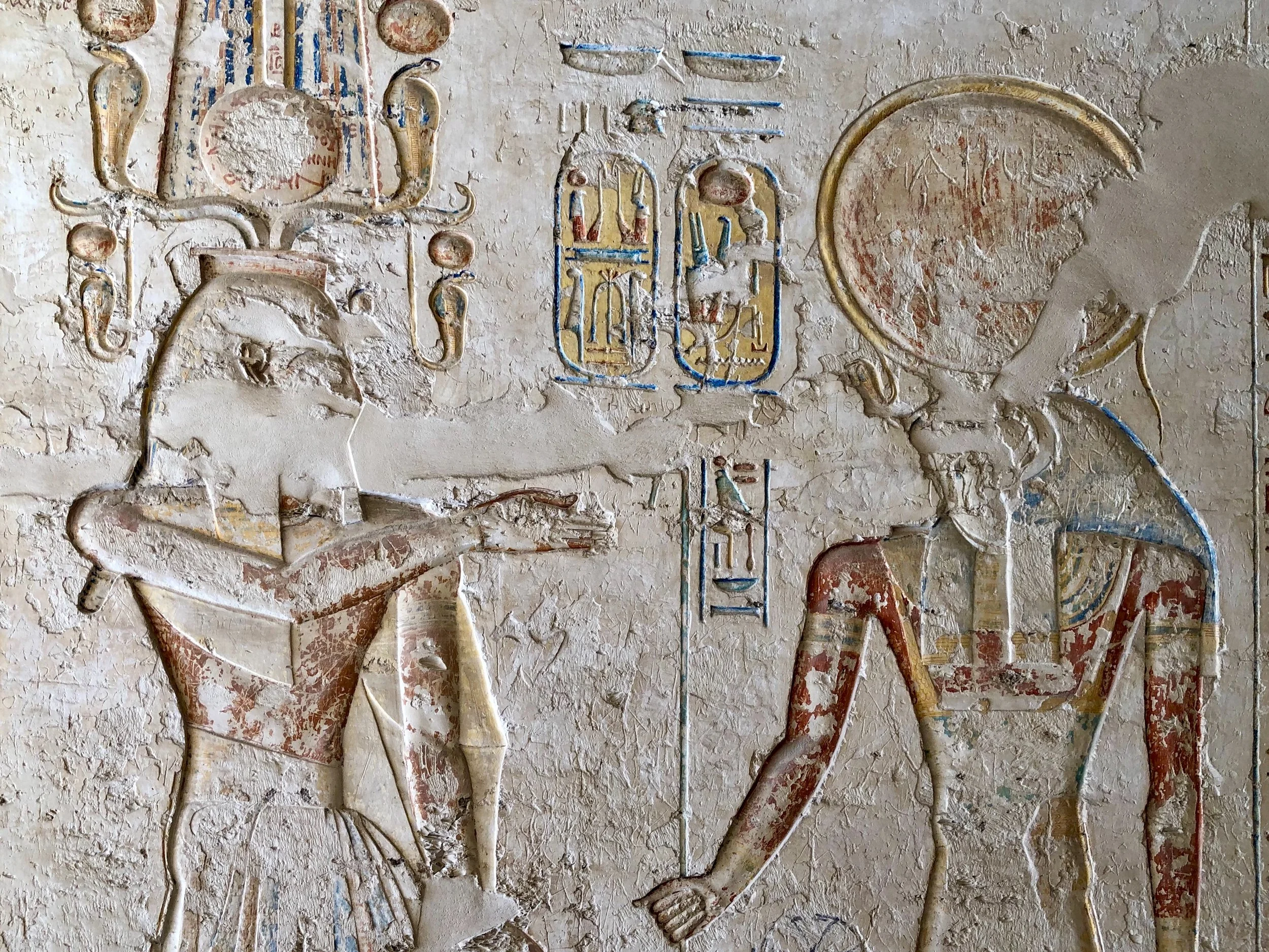 The pharaoh with the god Horus