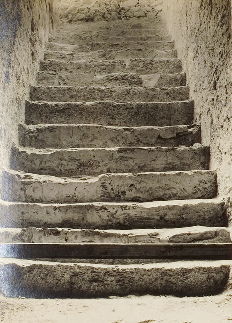 Talk about a 12-step program! These stairs were the first evidence of the wonders that lay within this untouched tomb