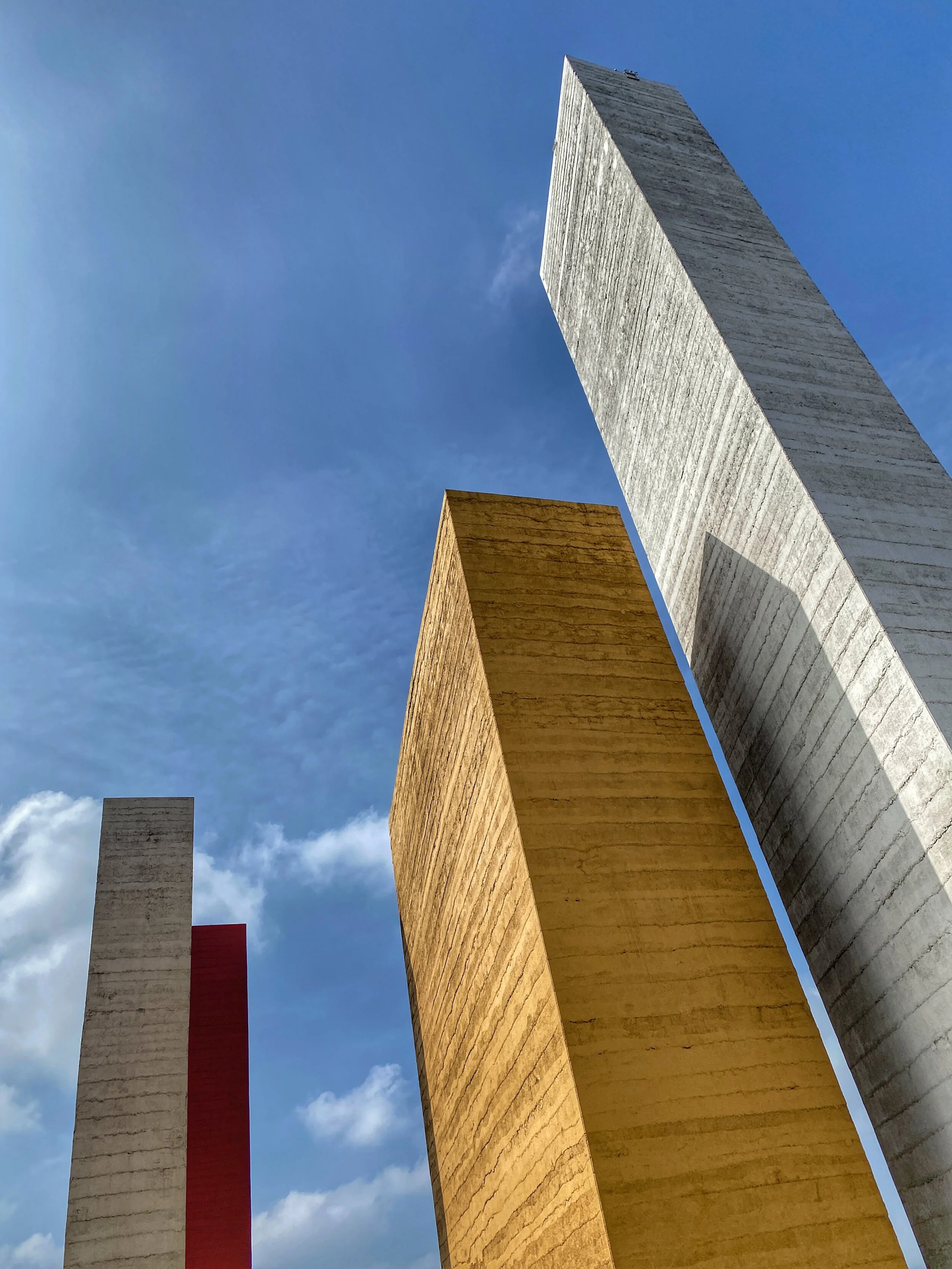 Las Torres de Satélite can be combined with a tour of other Barragán works in the northwestern suburbs of Mexico City.