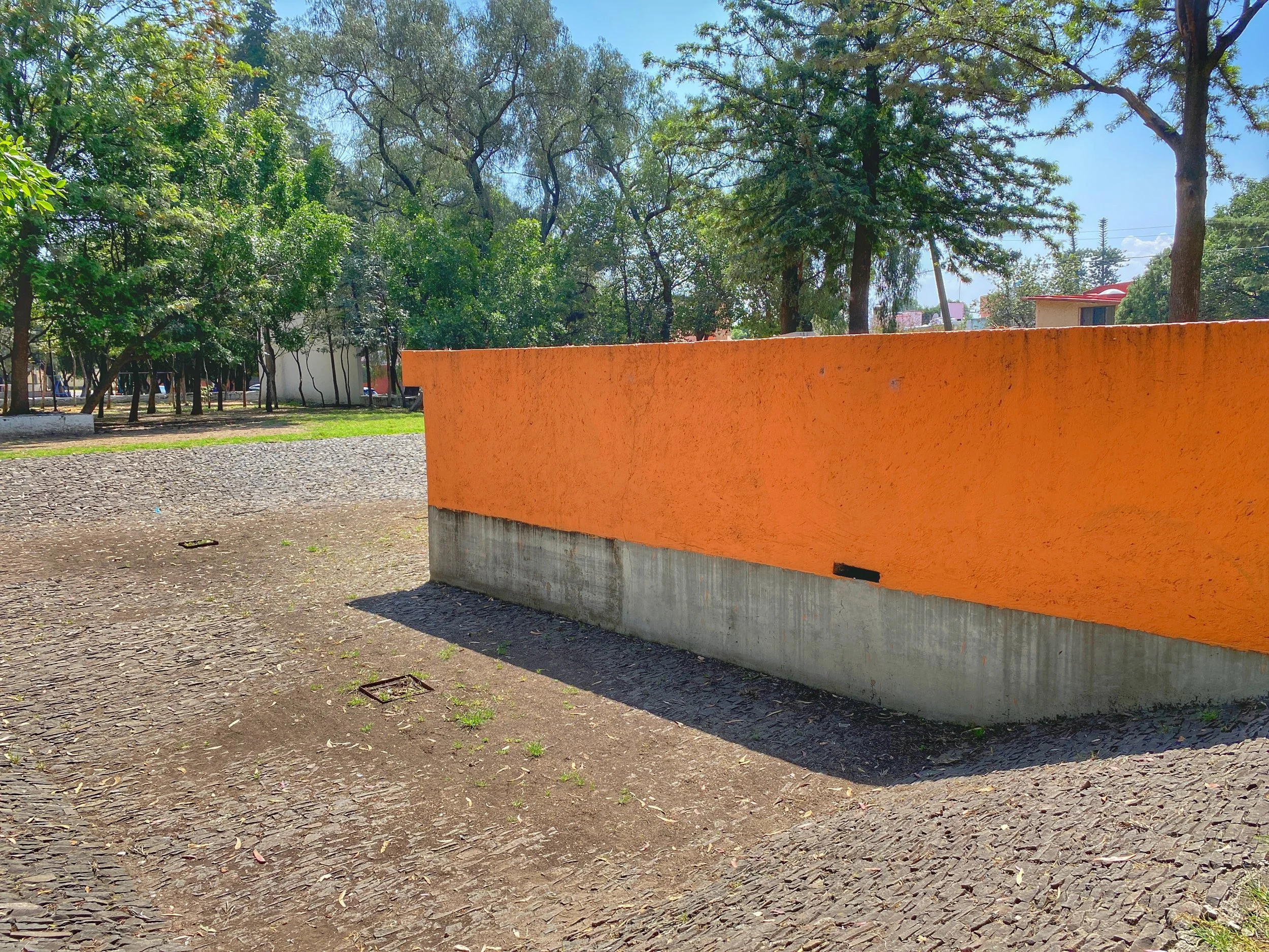 Orange drained fountain at Los Gigantes