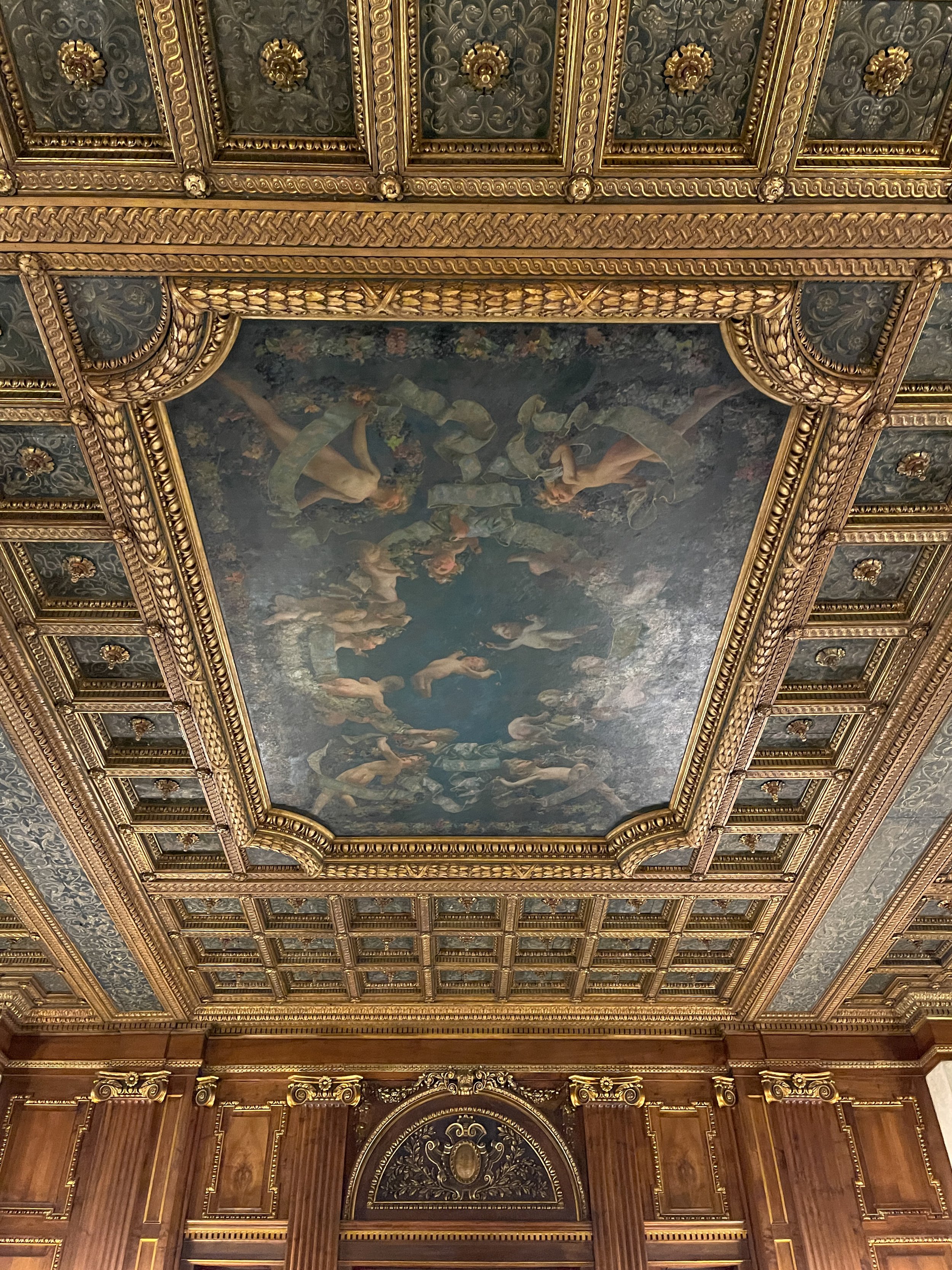 Coffered ceiling with mural in the dining room of the Vanderbilt Mansion
