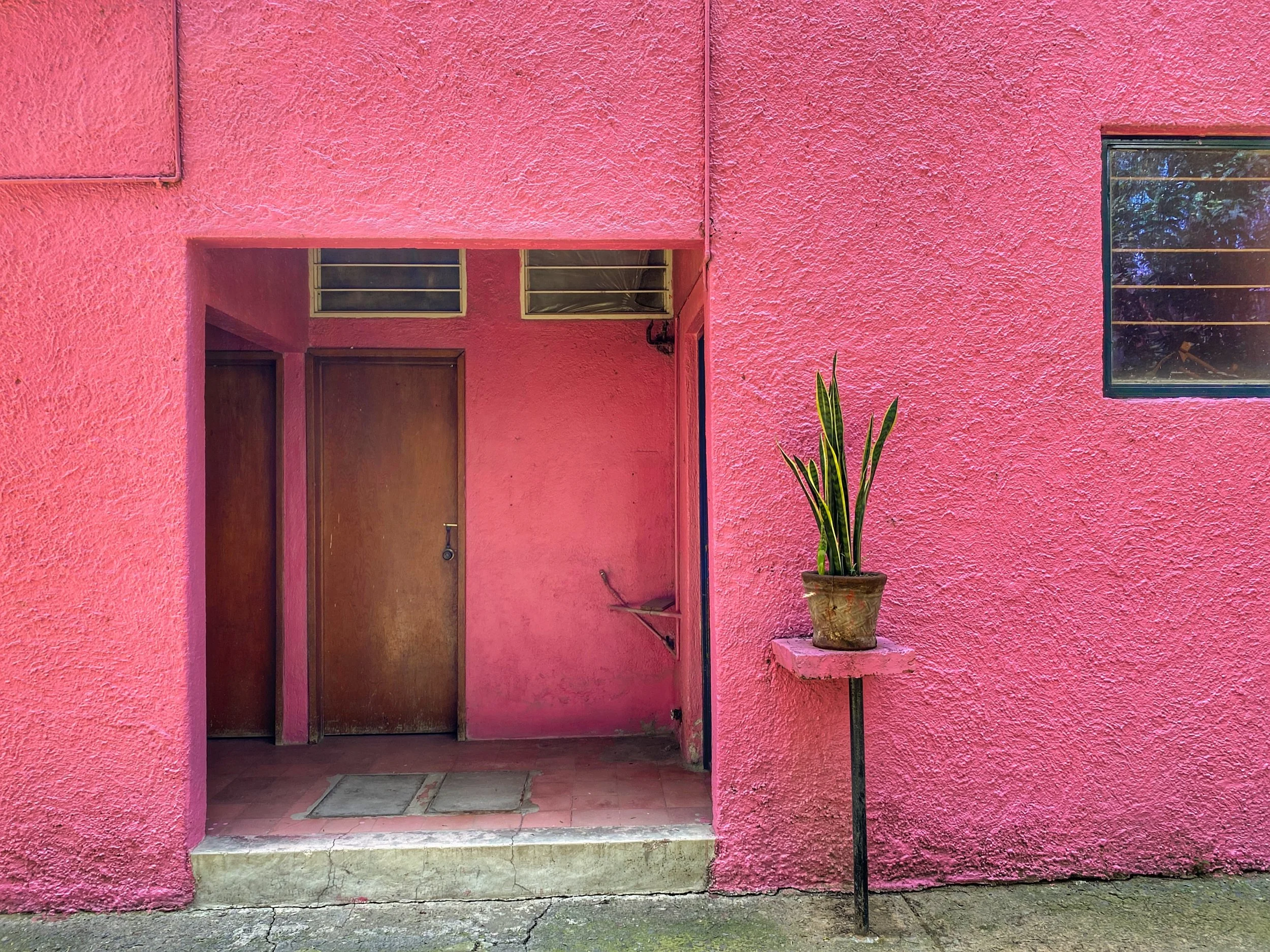 Back entrance at Cuadra San Cristobal