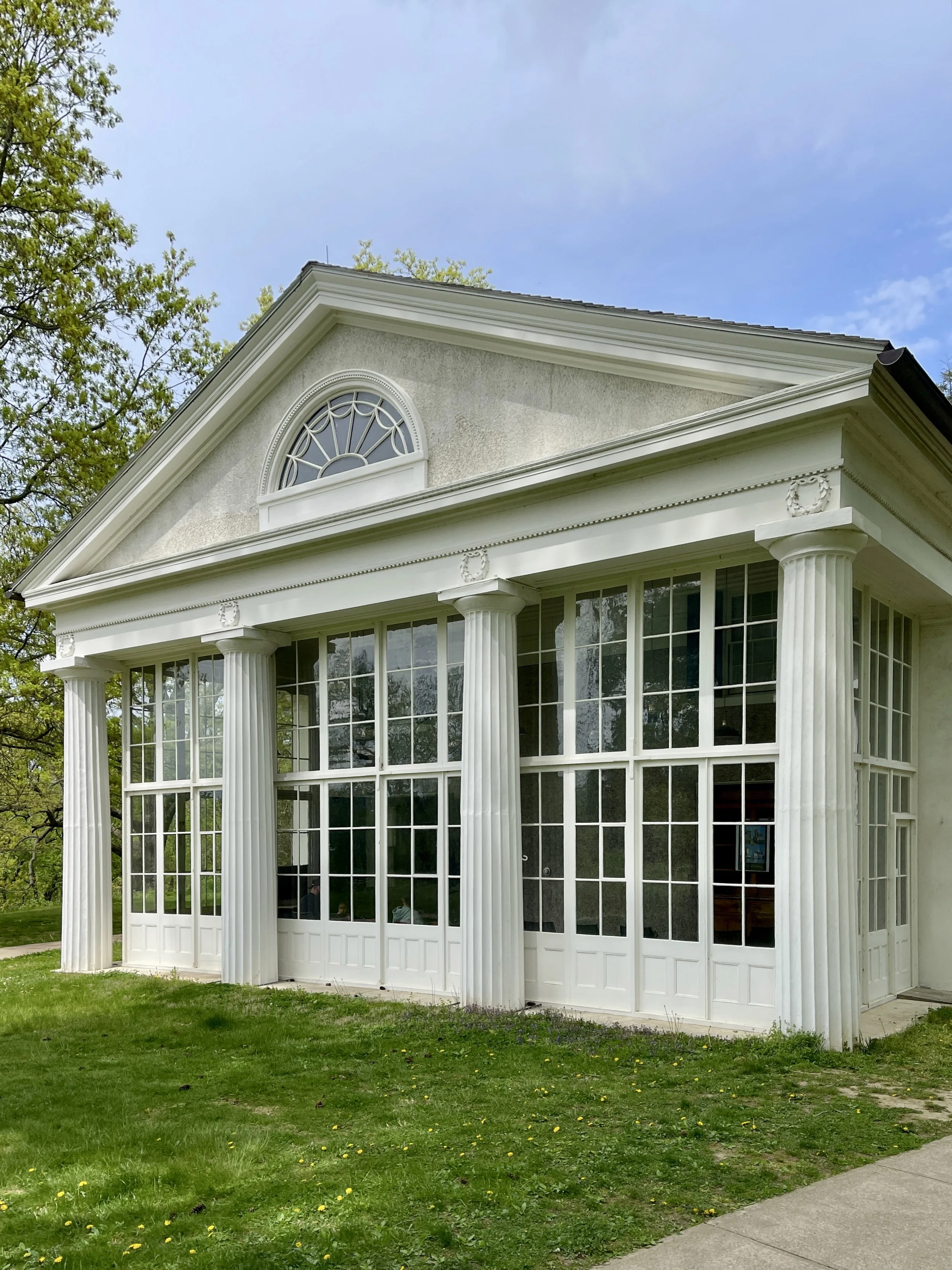 Side of the Pavilion at the Vanderbilt Mansion