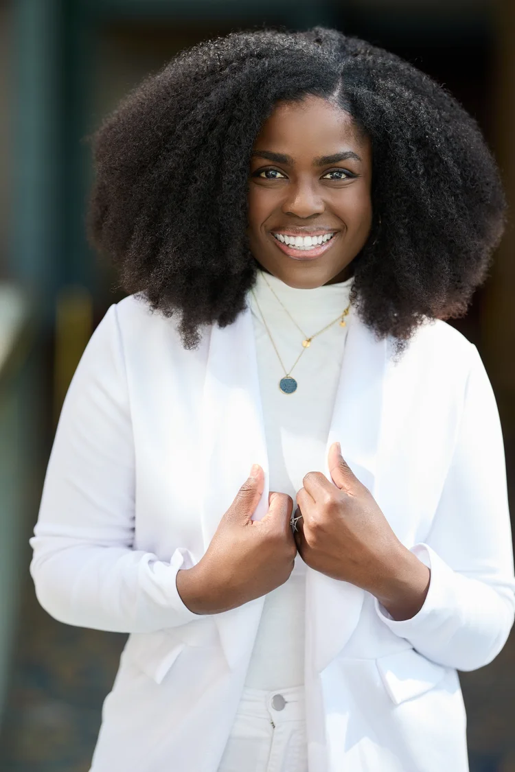 Charlotte outdoor professional headshot in natural light by mjwphoto