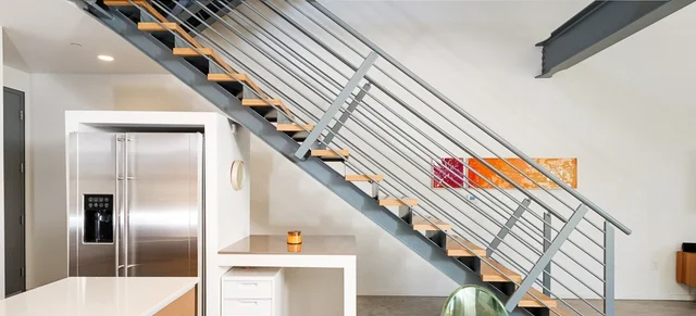 1220 Art Loft Int.jpg