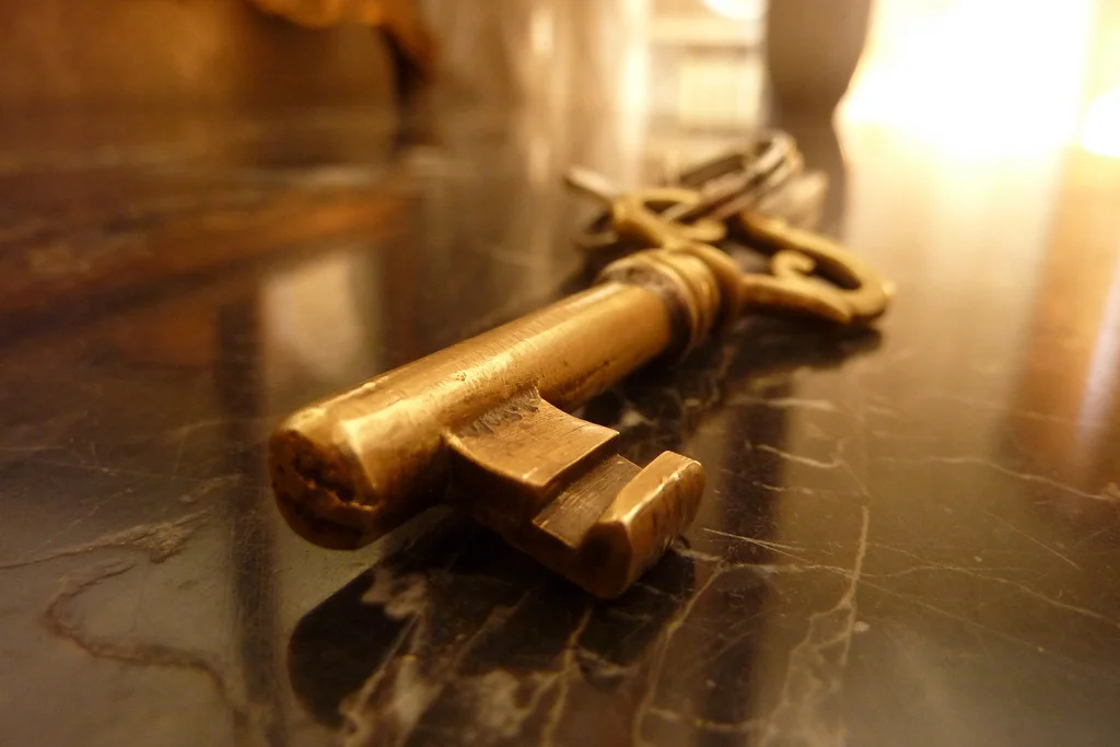  Old key 