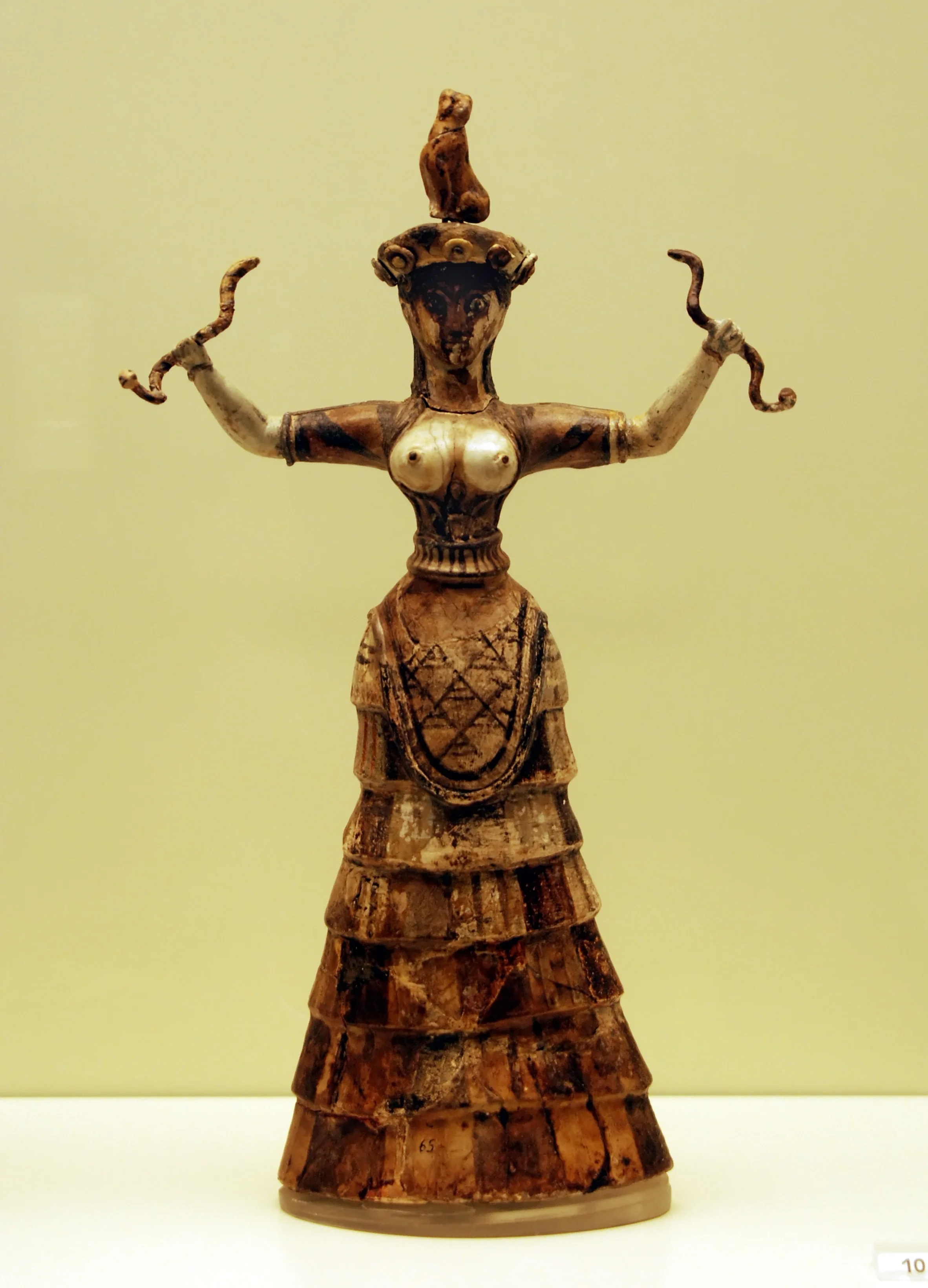  Cretian Snake Goddess.  Creative Commons   Attribution 2.0 Generic  license. 