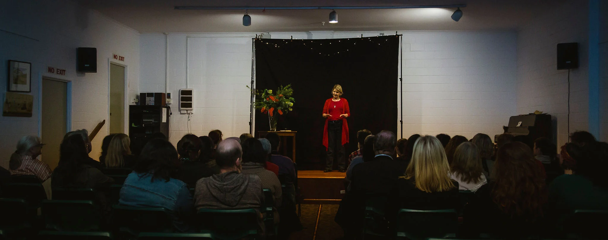  kate lawrence telling a story fantastic feminist folktales 