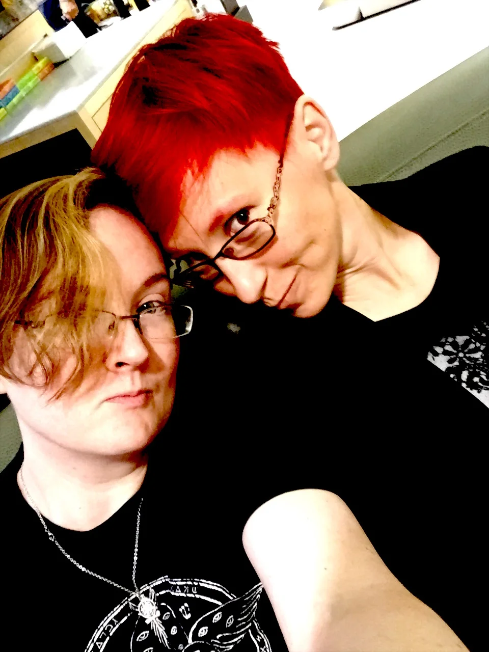 I'm the one with red hair, in case you couldn't tell. If Michelle's gender confuses you, don't worry -- you're not alone !