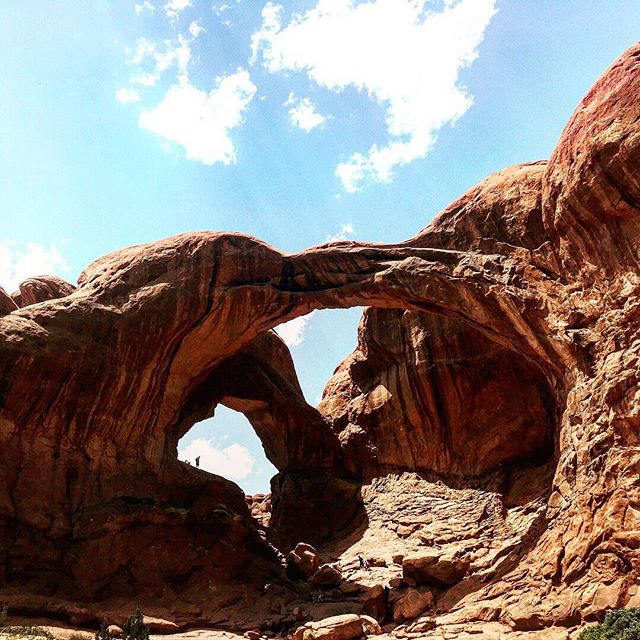 Arches National Park - nice hikes doable with kids. Bring water 🔥🔥🔥;)