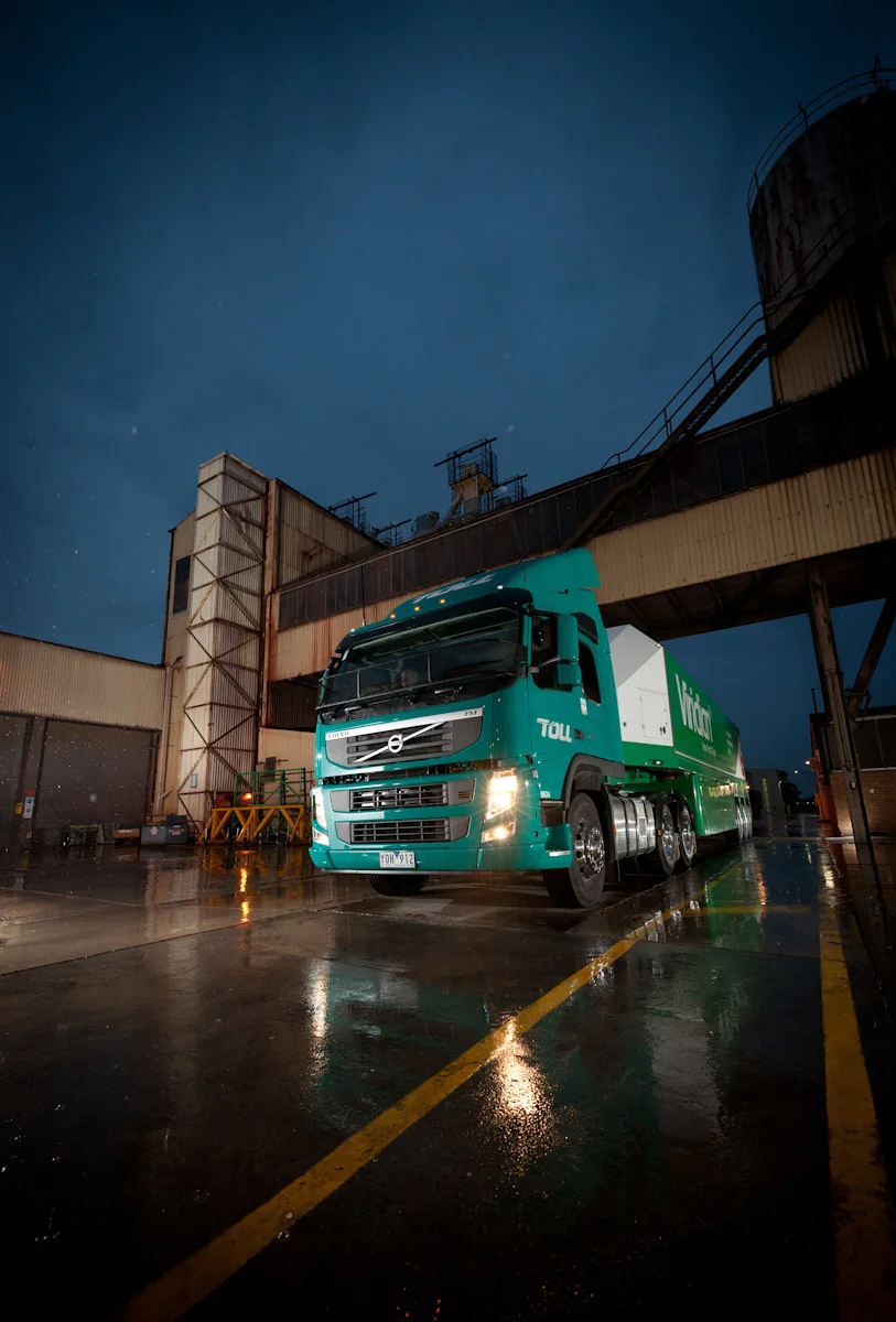 GBlue_110930_D3x4011-Edit_Med.jpg