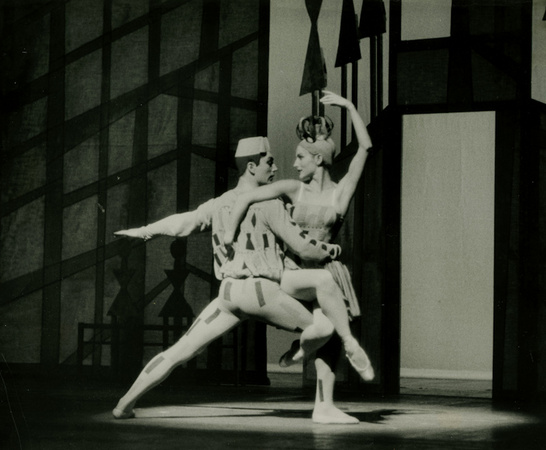 Agon (1959). Photo: Roger Wood. Image courtesy Royal Opera House Collections (www.rohcollections.org.uk)