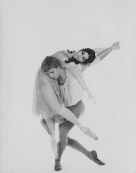 a219cca0c2b2a5593d918126b374e585--artsy-fartsy-vintage-ballet.jpg