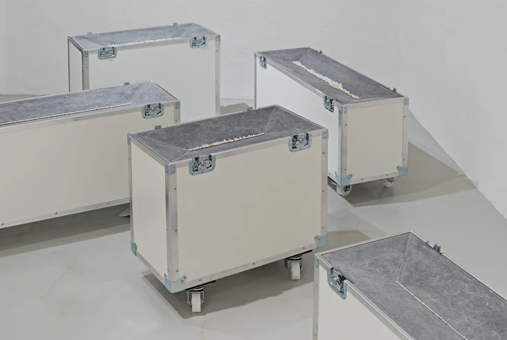 r.Pearl , Morice de Lisle, Délia Sheehy, and lima Drib, 2015 (blue stone, flight cases, and processed pearls), Galleria Continua, San Gimignano / Beijing / Les Moulins / Habana. Photo by: Ela Bialkowska.