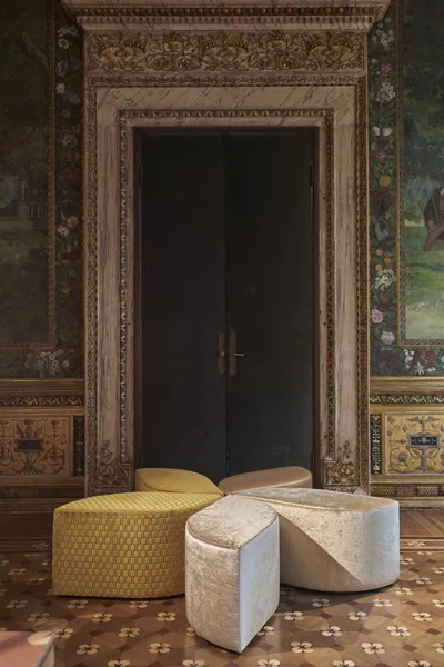 Photo: Marjon Hoogervorst . Designer Hester van Eeghen