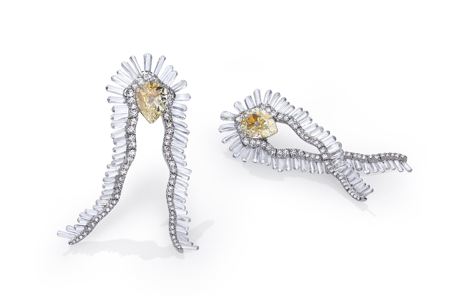 Theodoros__Apache__earrings_in_yellow_and_colourless_diamondsTheodoros_unnamed-43.jpg